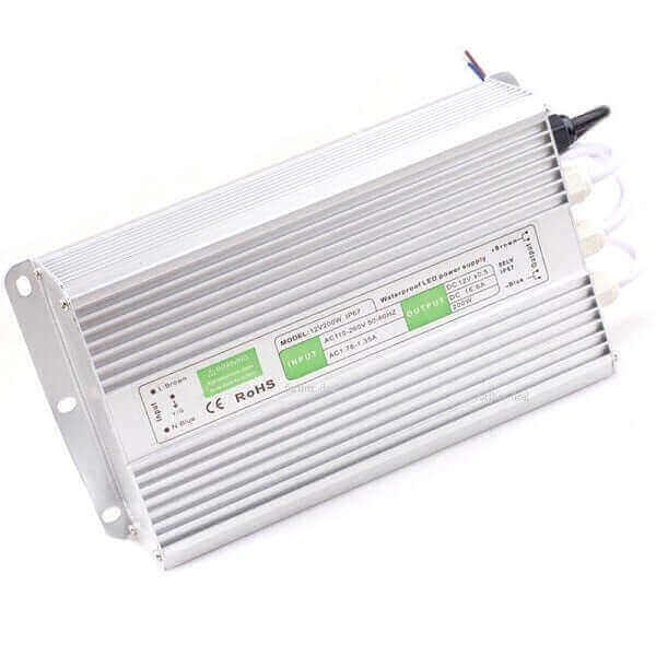Fuente de alimentación IP67 impermeable de 12 V CC a 110 - 240 V CA
