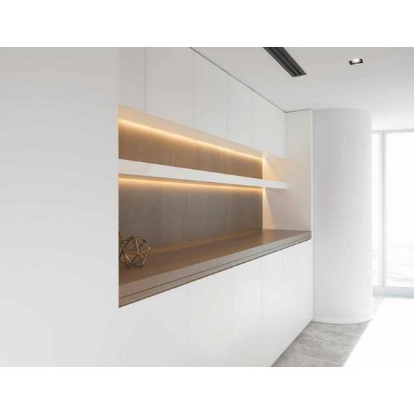 exhibición de luces de tira de casa interior